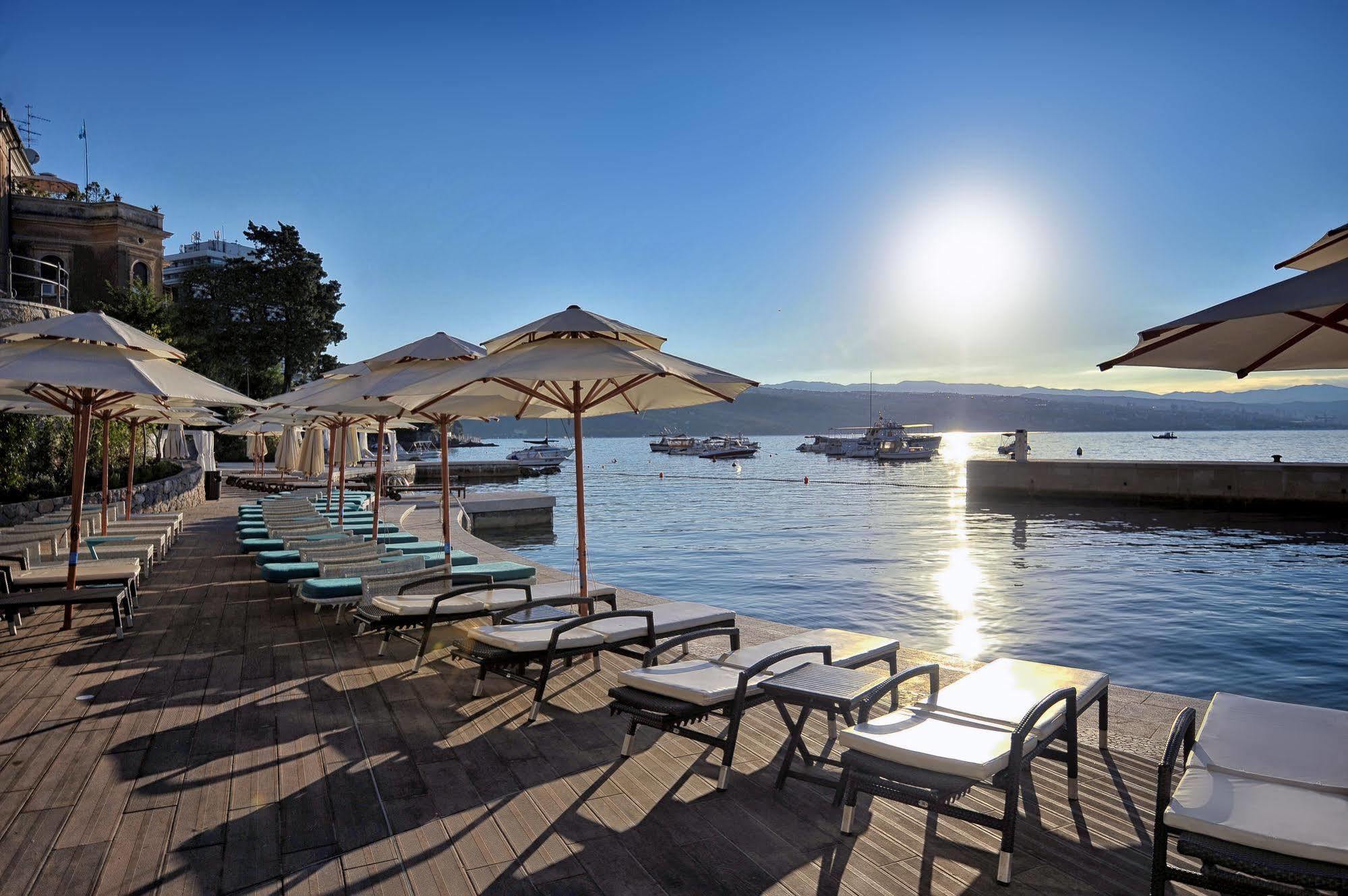 Amadria Park Hotel Royal Opatija Exterior foto